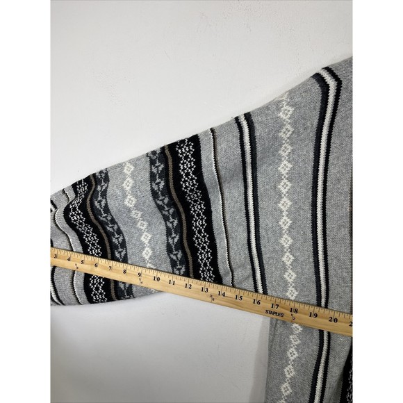 Old Navy Women's Aztec Print Scoop Neck Sweater Gray Large NWT $34 - Picture 7 of 7